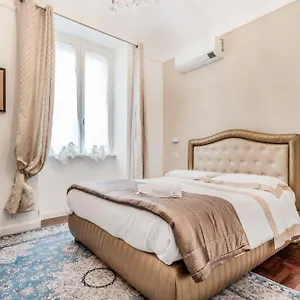 Borghese Alloggio in famiglia