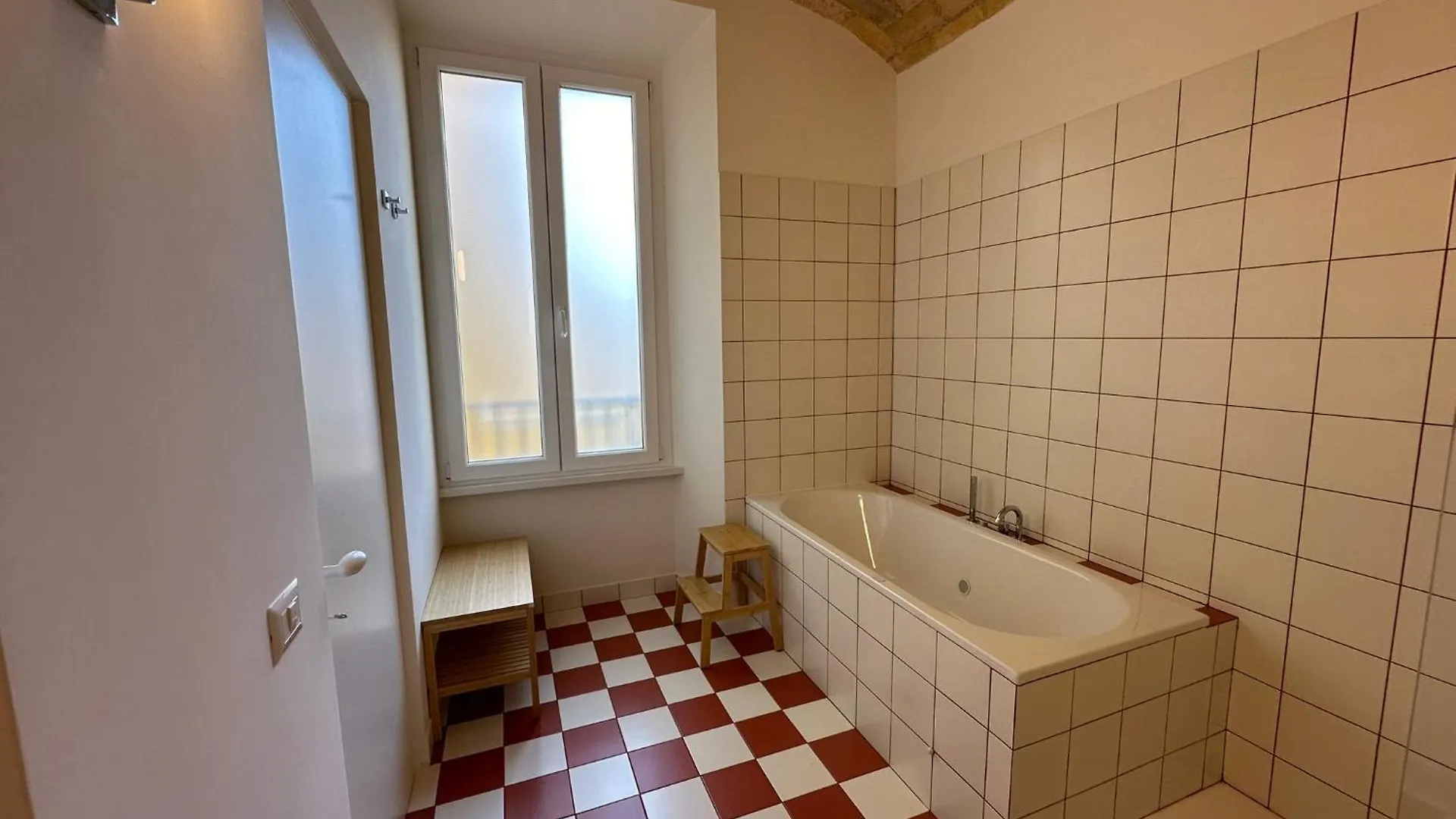 Santamaura Vatican Apartment Rome Italy